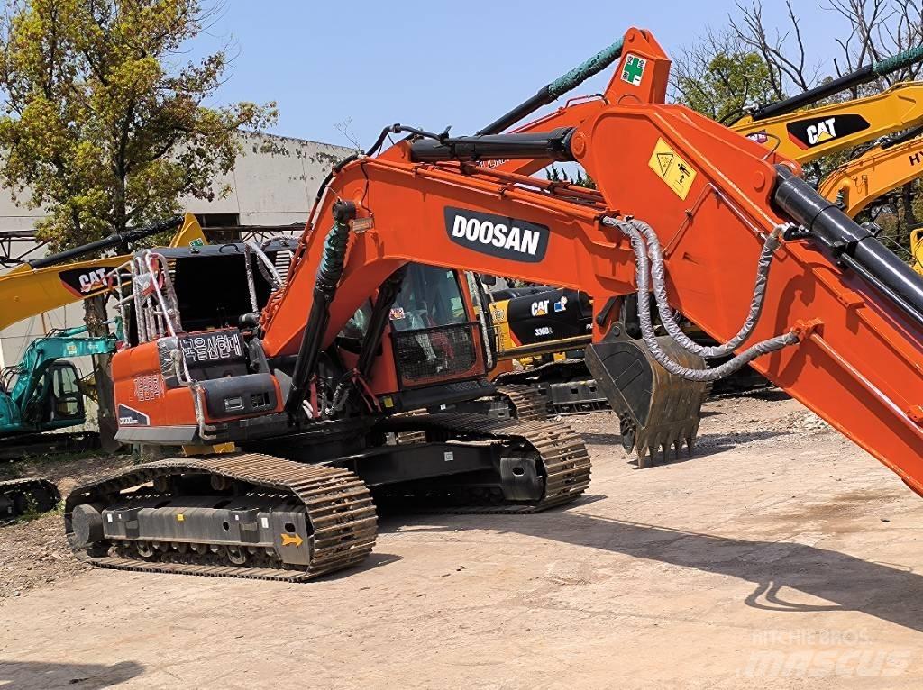 Doosan DX 300 Escavadoras Midi 7t - 12t
