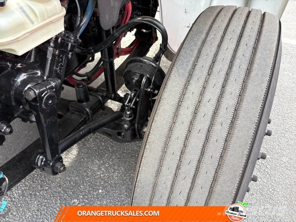 Freightliner M2 Camiões de chassis e cabine