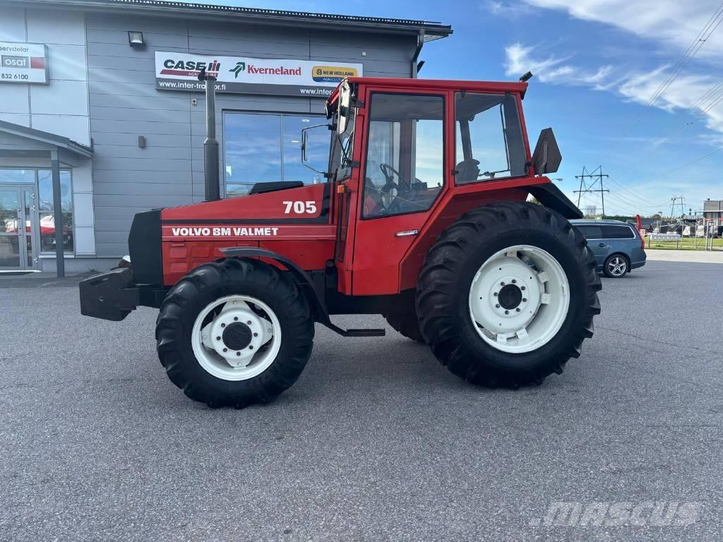 Valmet 705 Tratores Agrícolas usados