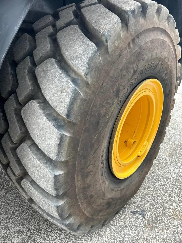 Komatsu WA 475-10E0 Pás carregadoras de rodas