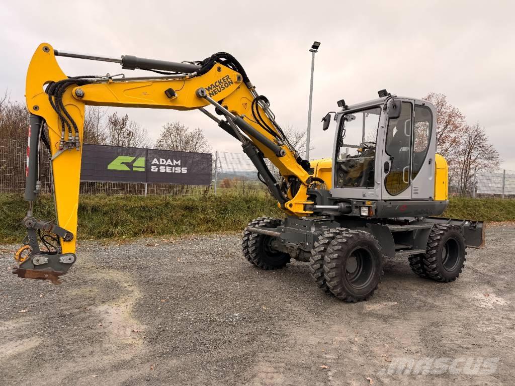 Wacker Neuson EW100 Escavadoras de rodas