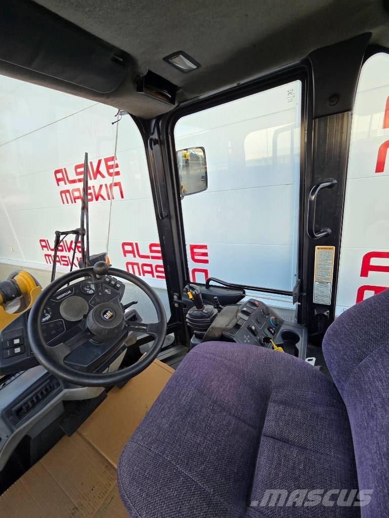 CAT 906 Pás carregadoras de rodas