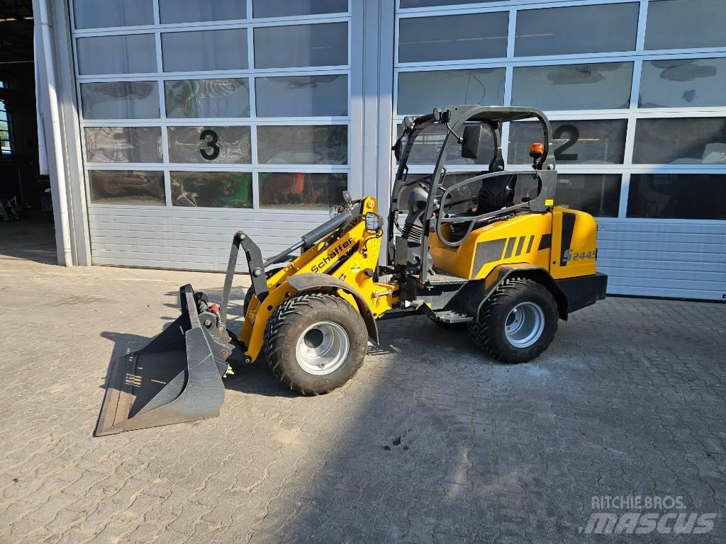 Schäffer 2445S Mini carregadoras