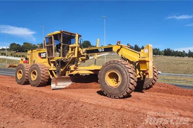 CAT  16G Motoniveladoras