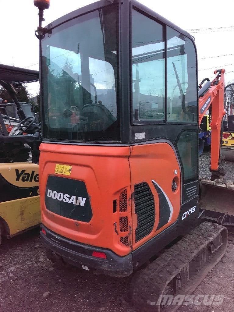 Doosan DX 19 Mini Escavadoras <7t