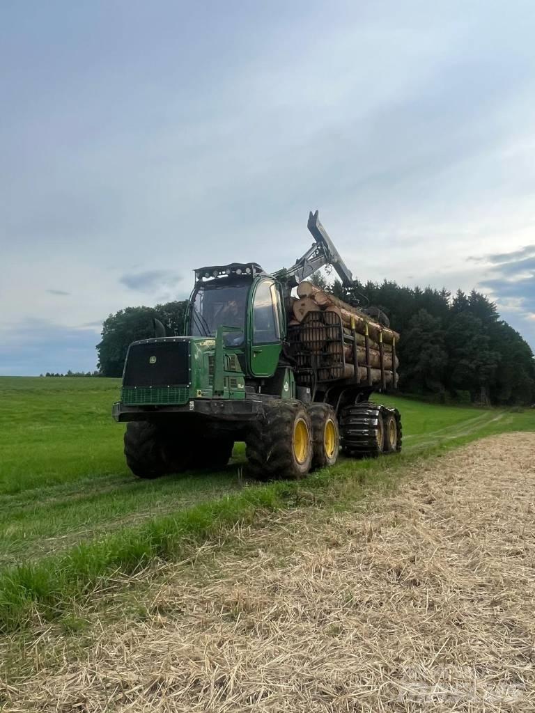 John Deere 1110E Forwarders florestais