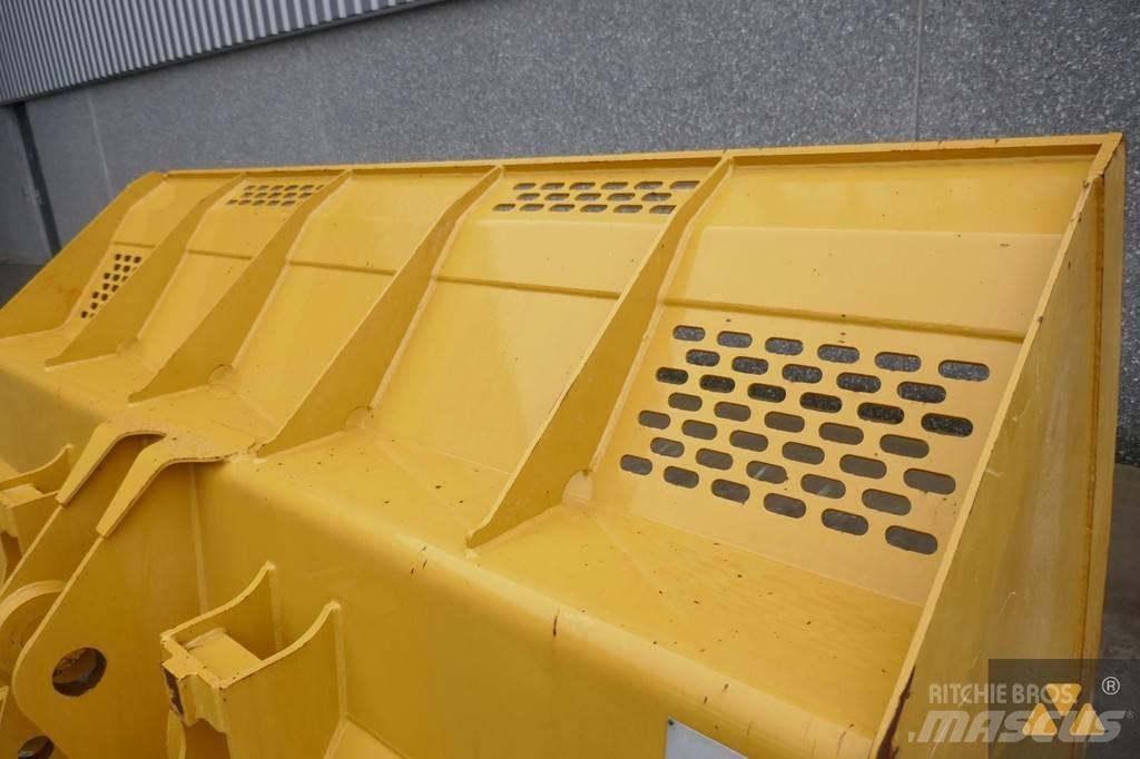 CAT 930 Bucket Baldes