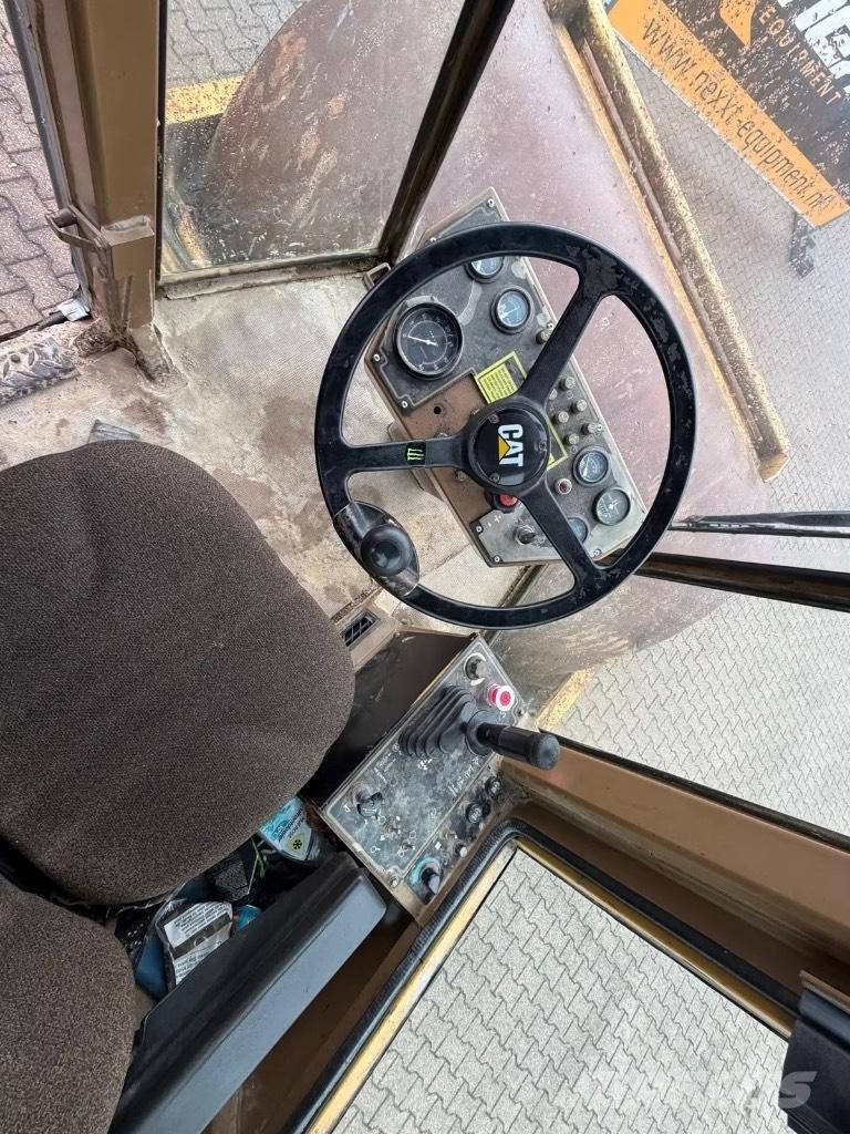 CAT CS 563 AW Cilindros Compactadores monocilíndricos