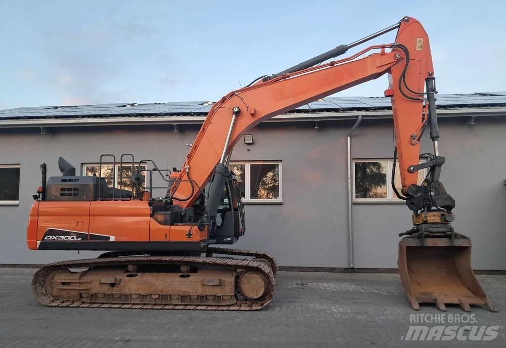 Doosan DX 300 LC-5 Escavadoras de rastos