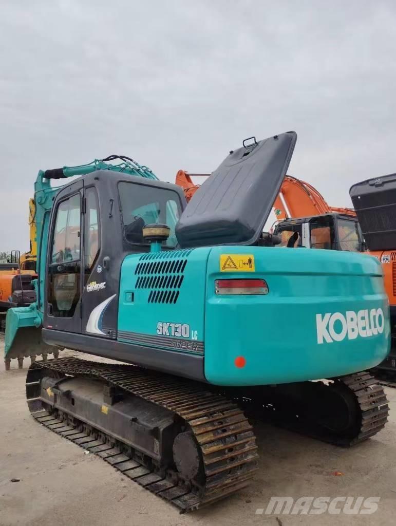 Kobelco 130 Escavadoras de rastos