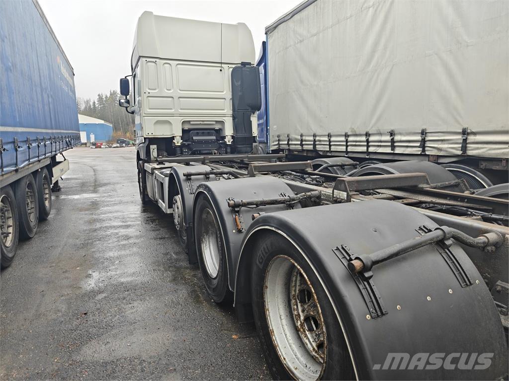 DAF XF 460 FAK Camiões de chassis e cabine