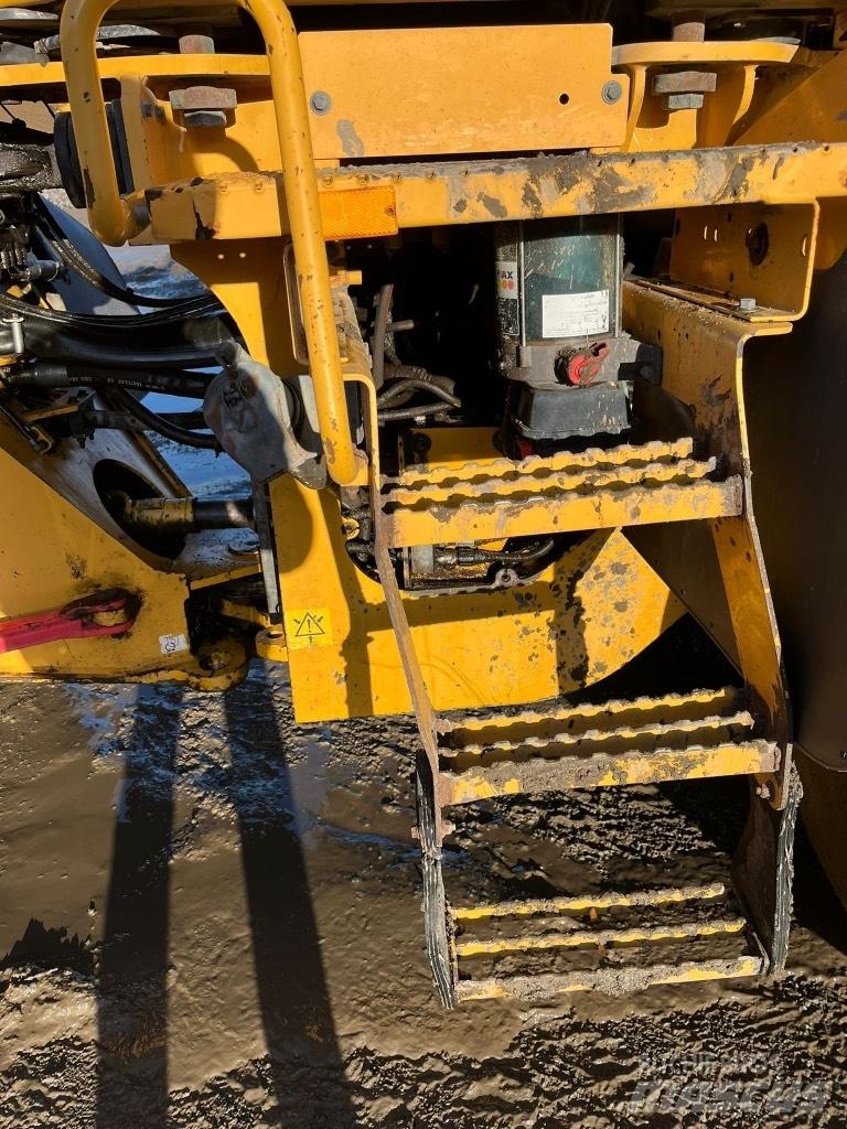 Volvo L 120 F Pás carregadoras de rodas