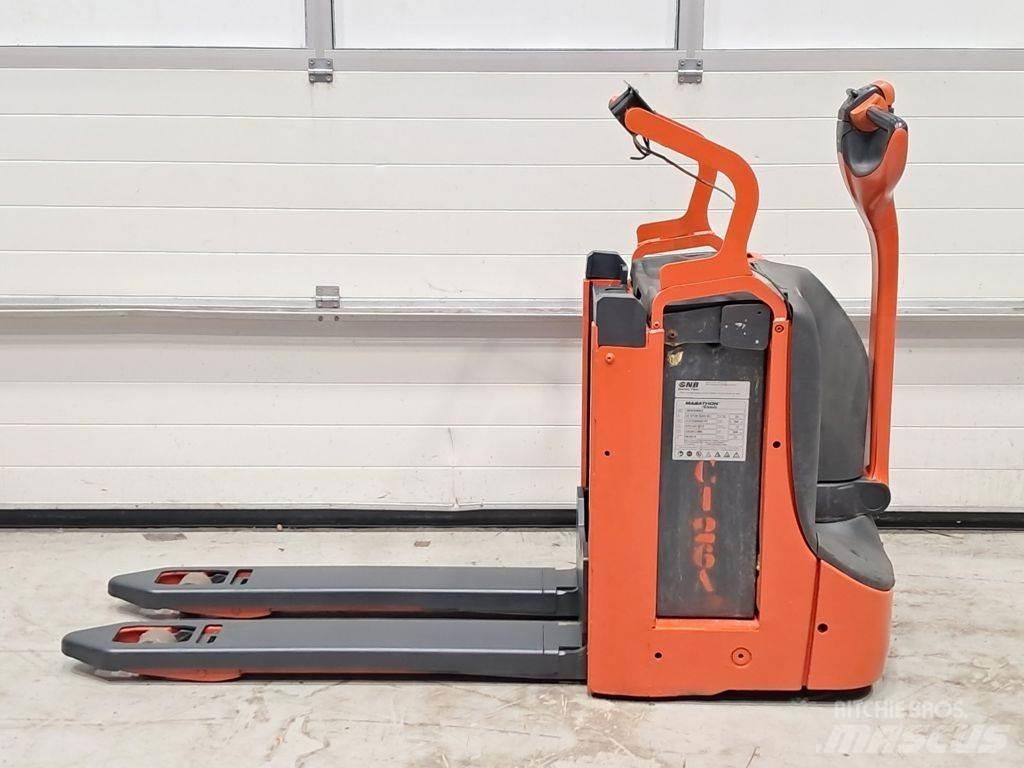 Linde T16L Porta palettes