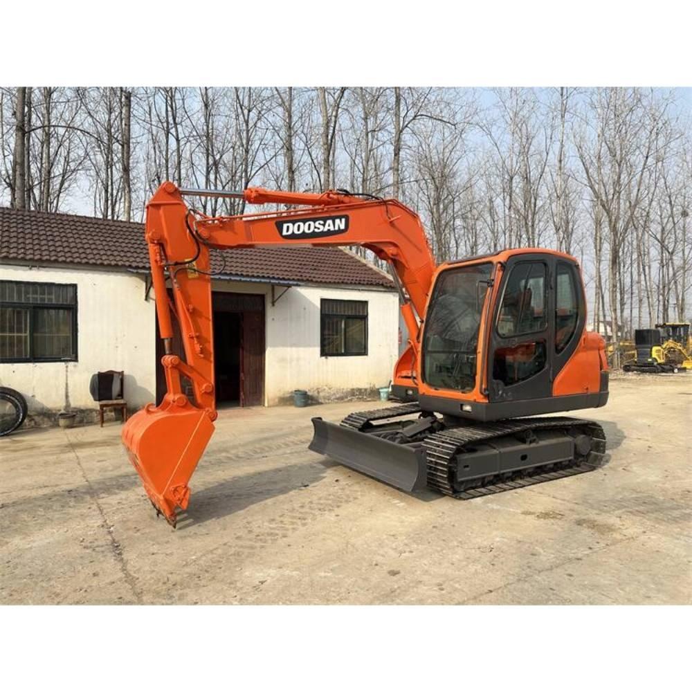 Doosan DX75 Escavadoras de rastos