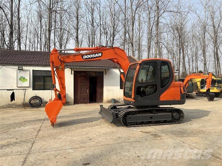Doosan DX75 Escavadoras de rastos