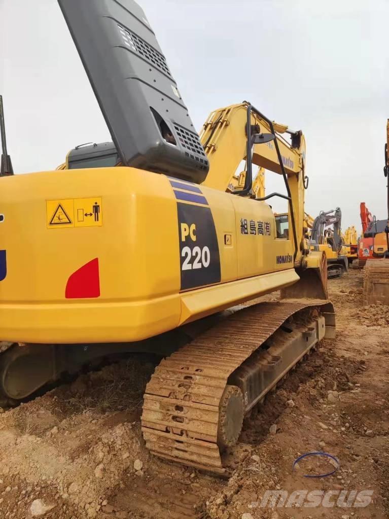 Komatsu PC220 Escavadoras de rastos