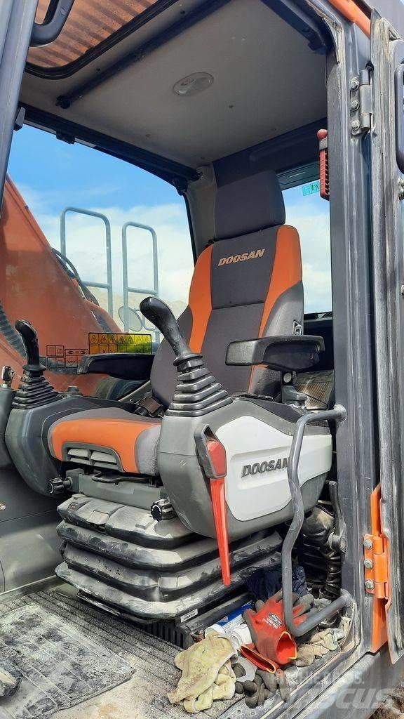 Doosan DX 255 LC-5 Escavadoras de rastos