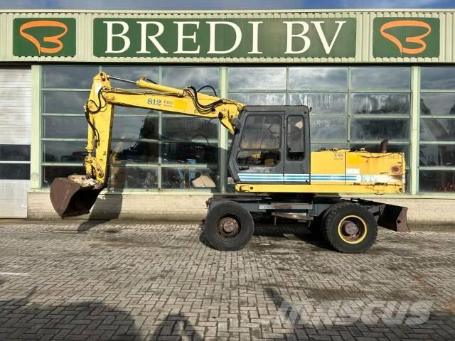 Etec 812 Escavadoras de rodas