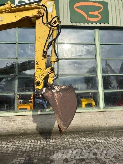 Etec 812 Escavadoras de rodas