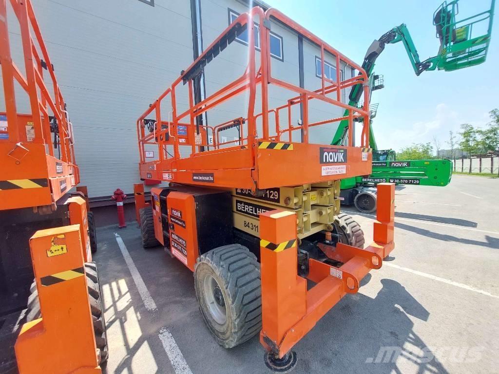 JLG 330 LRT Elevadores de tesoura