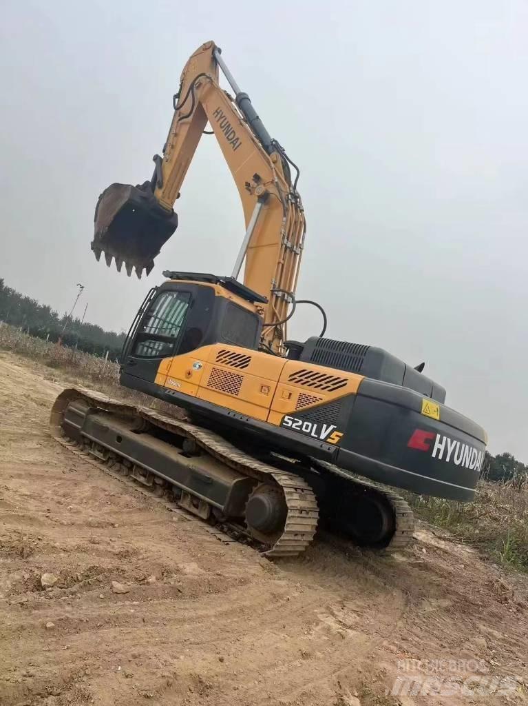 Hyundai Robex 520 VS Escavadoras de rastos