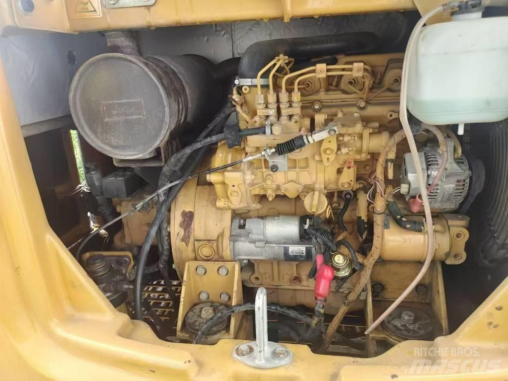 CAT 306 Mini Escavadoras <7t