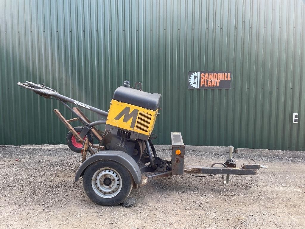 Mecalac MBR 71 Cilindros Compactadores monocilíndricos