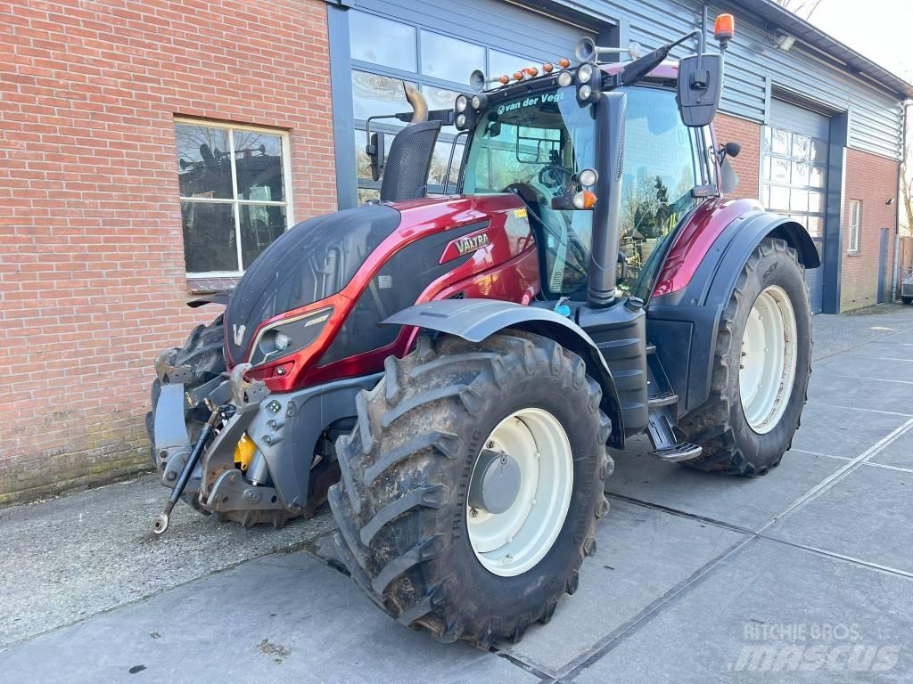 Valtra T 174 Versu Tratores Agrícolas usados