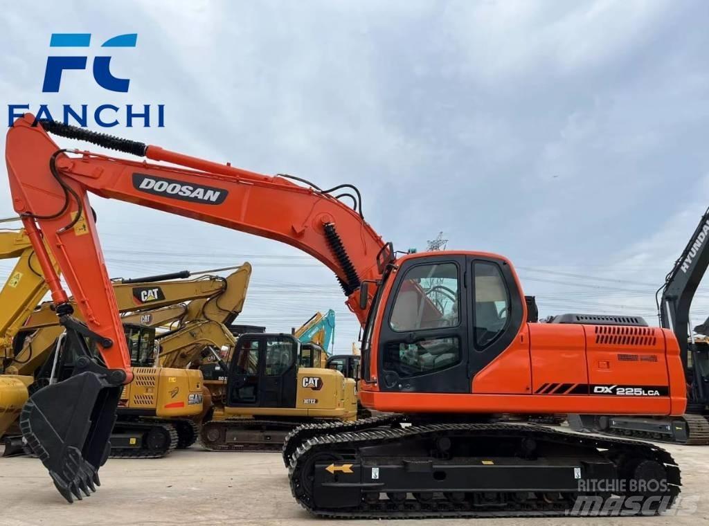 Doosan DX 225 LCA Escavadoras de rastos