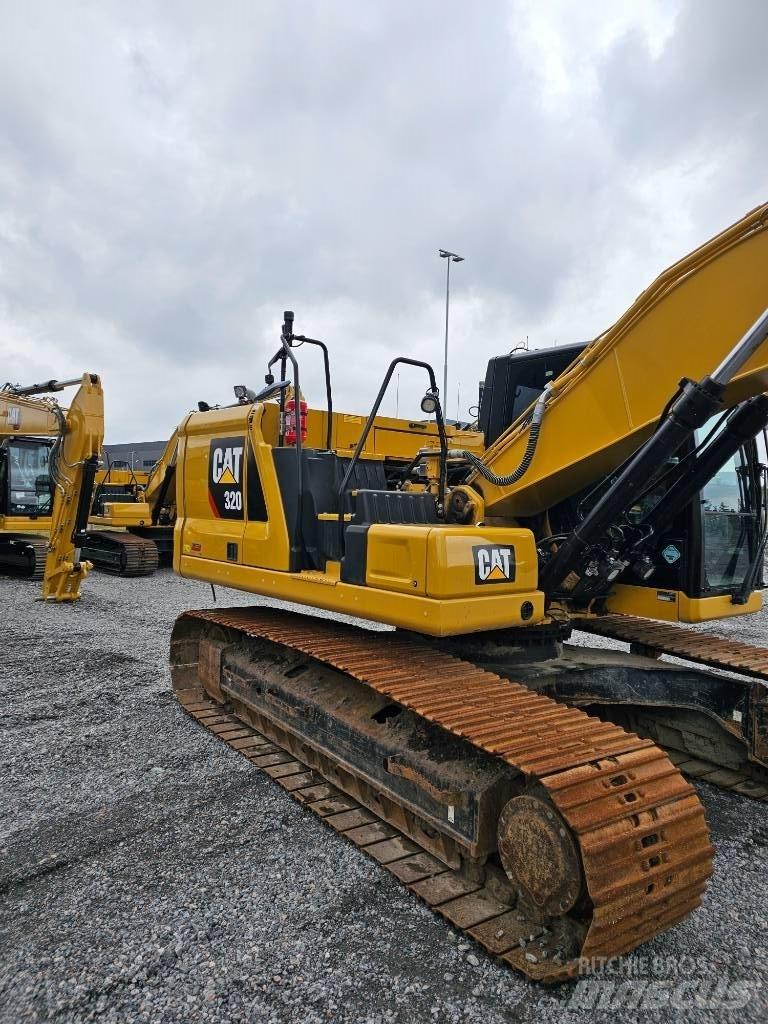 CAT 320 Escavadoras de rastos