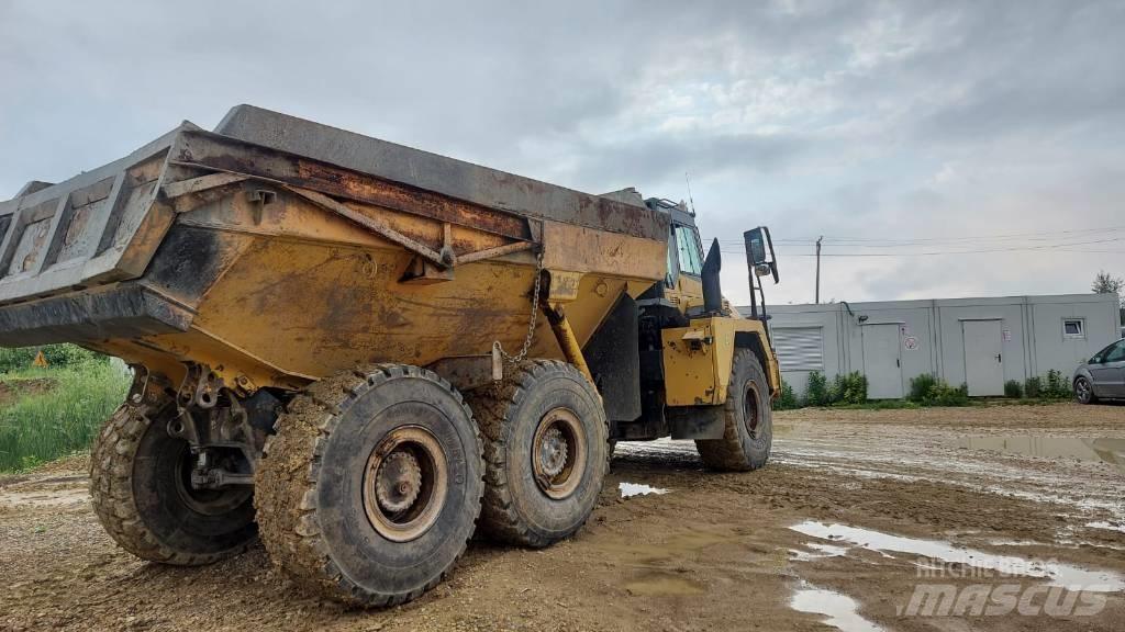 Komatsu HM300-2 Camiões articulados