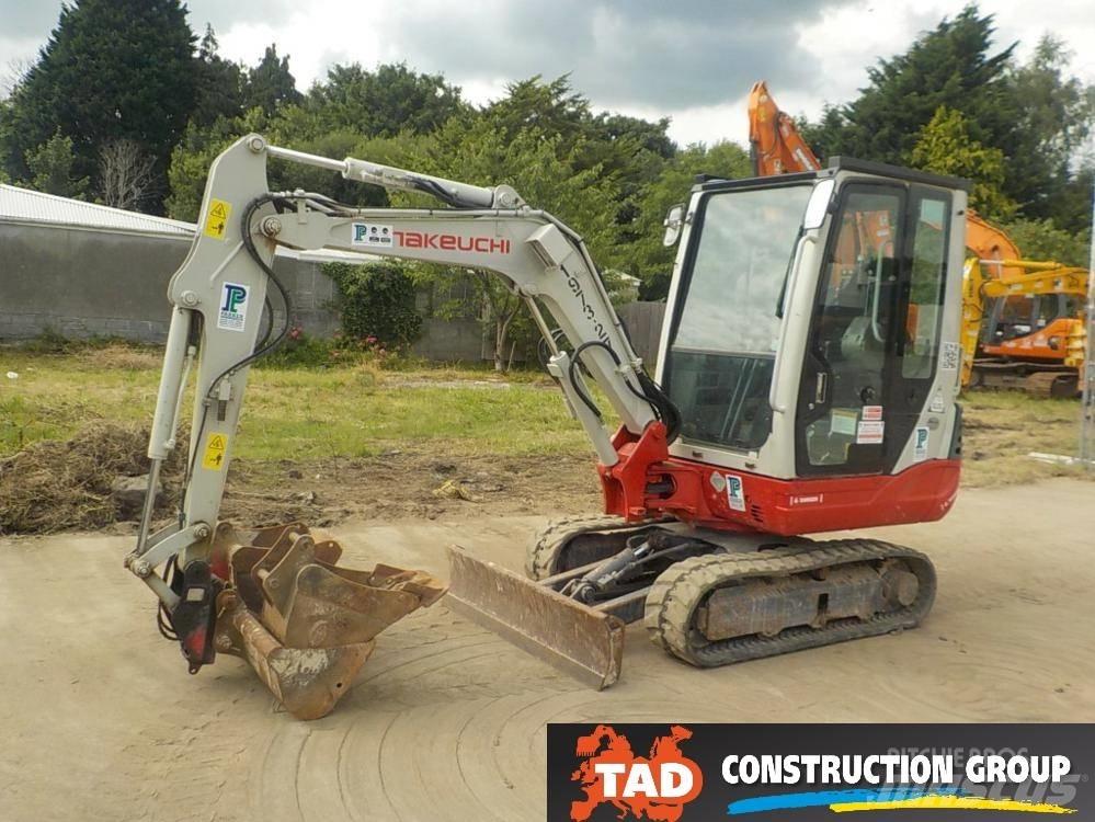 Takeuchi TB228 Mini Escavadoras <7t