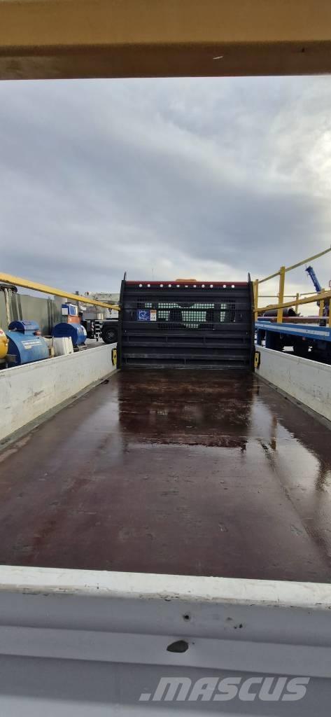 Ford Transit 350 Pick up de caixa aberta