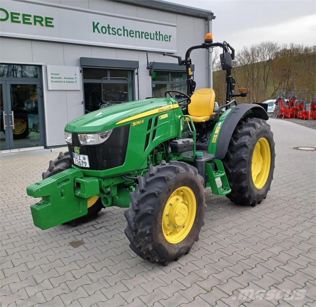 John Deere 5050E Tratores Agrícolas usados