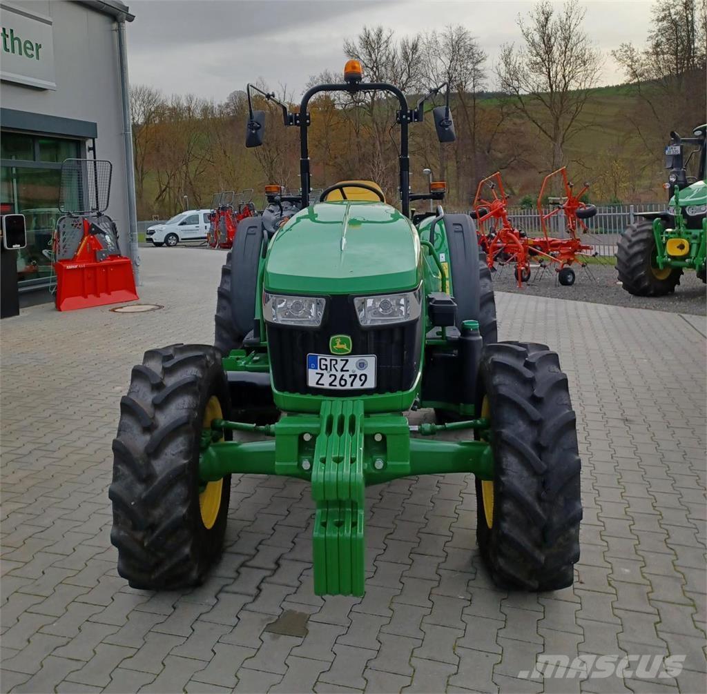 John Deere 5050E Tratores Agrícolas usados