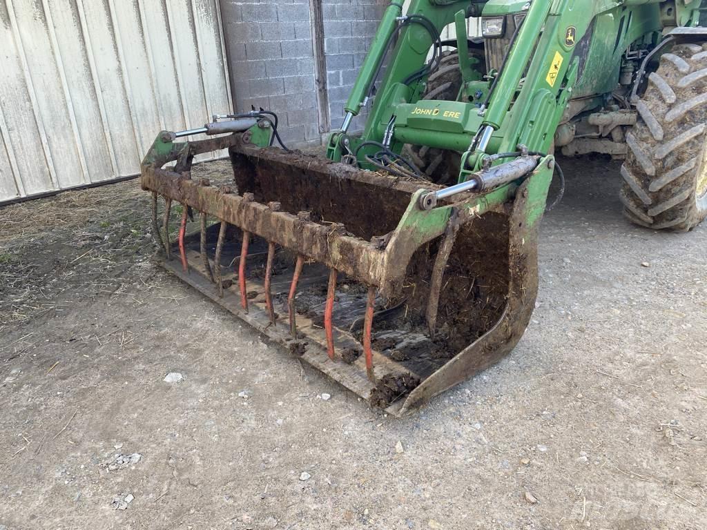 John Deere 5100 R Tratores Agrícolas usados