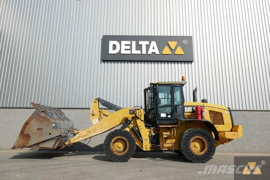 CAT 938M Pás carregadoras de rodas