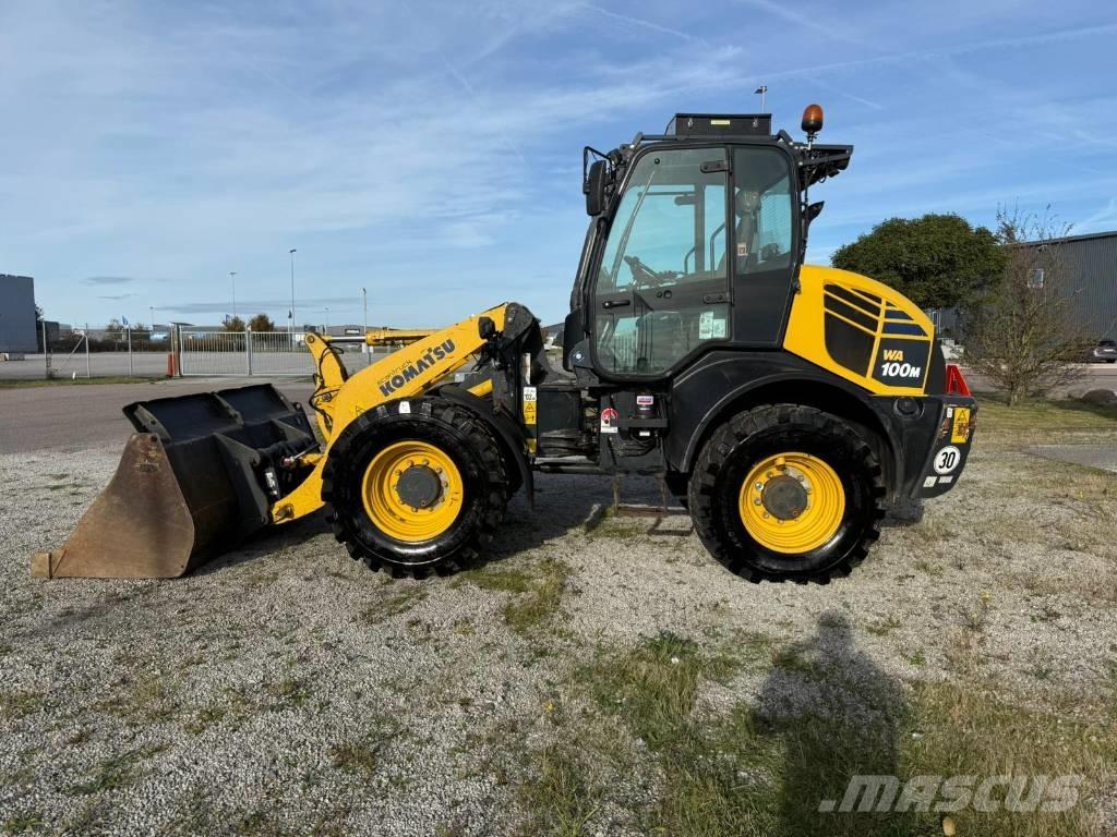 Komatsu WA100 M-7 Pás carregadoras de rodas