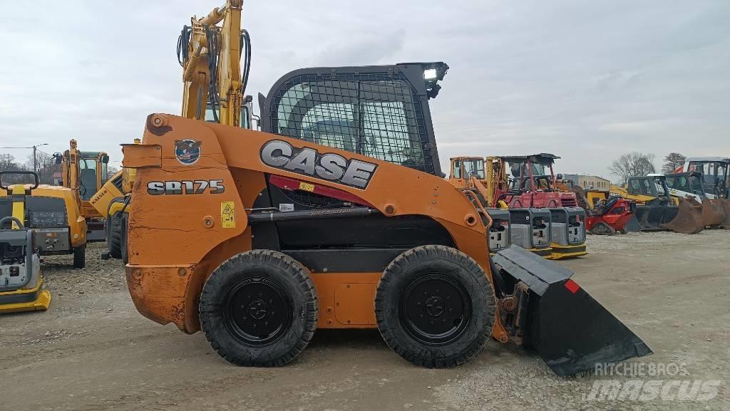 CASE SR 175 Carregadoras de direcção deslizante