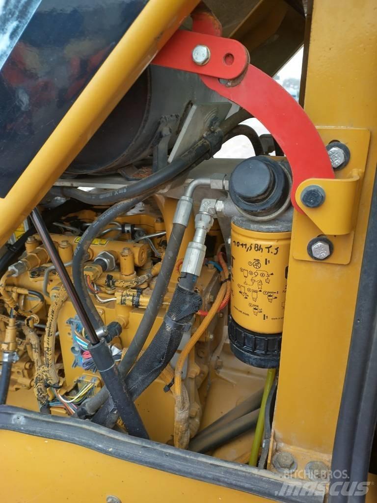 CAT CS CP44 Cilindros Compactadores monocilíndricos