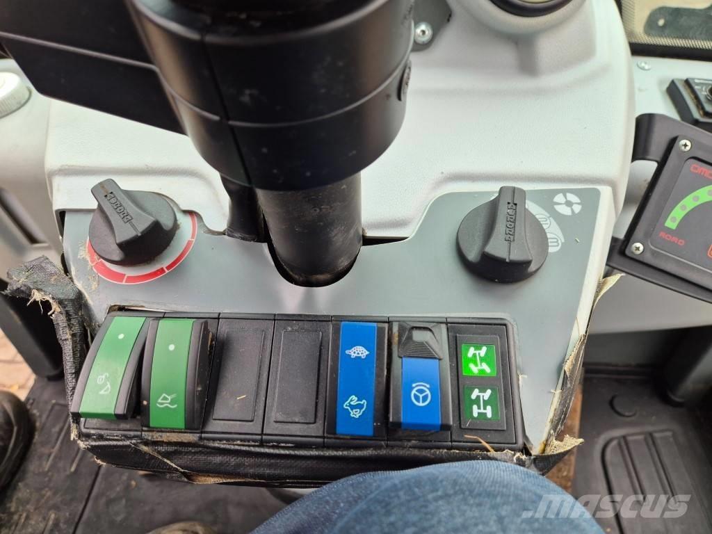 Kramer KL25.5T Carregadora multifunções