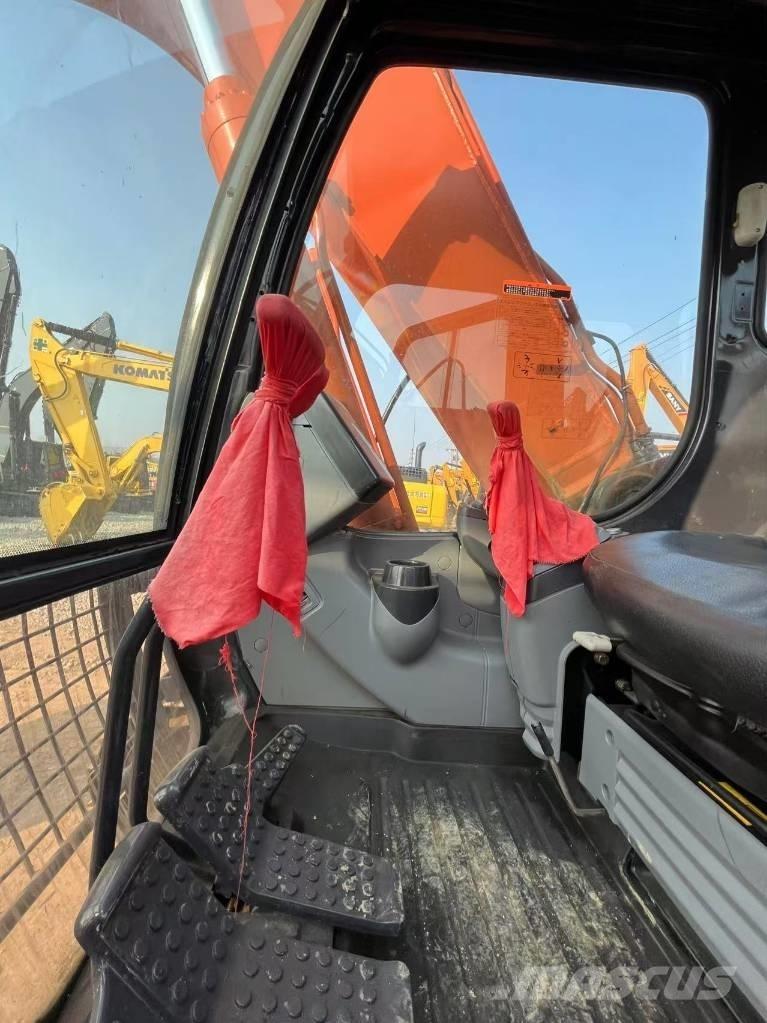Hitachi ZX 160 Escavadoras de rastos