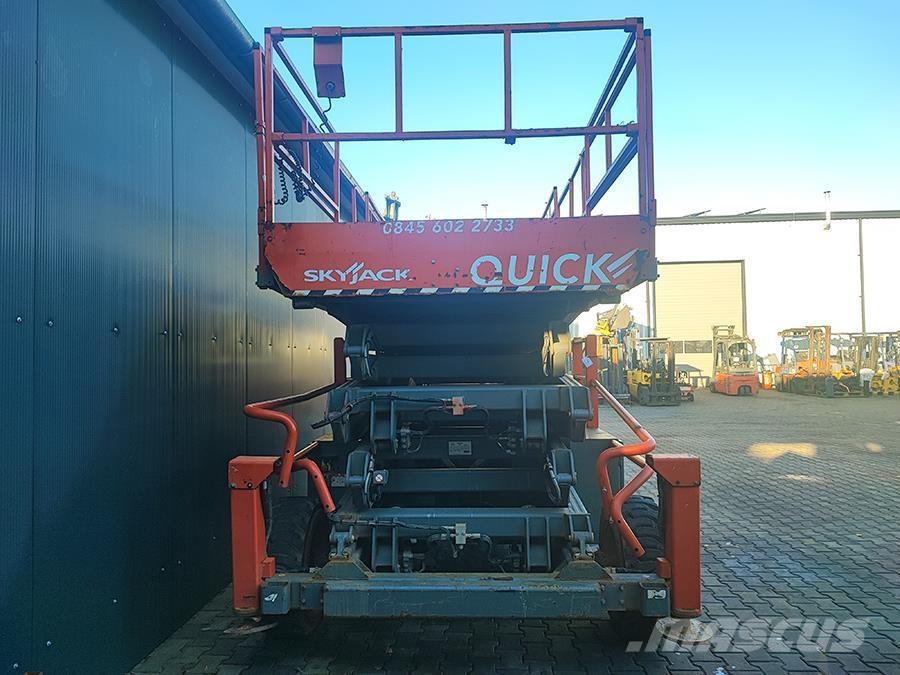 SkyJack SJ 9250 Elevadores de tesoura