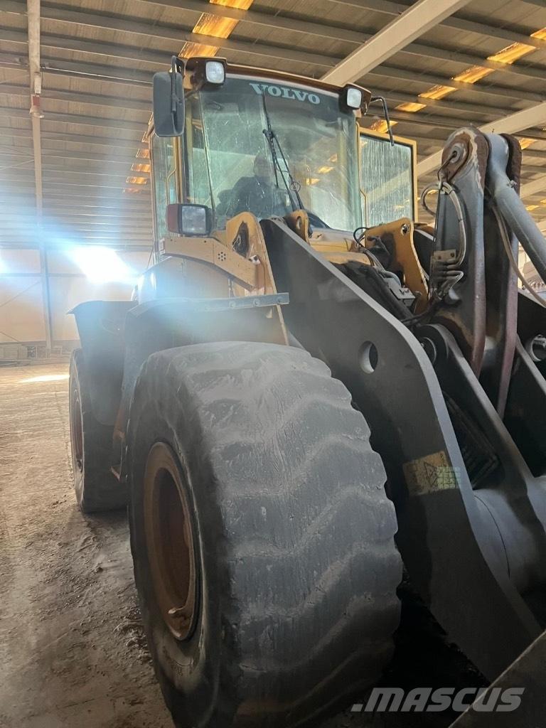 Volvo L 120 E Pás carregadoras de rodas