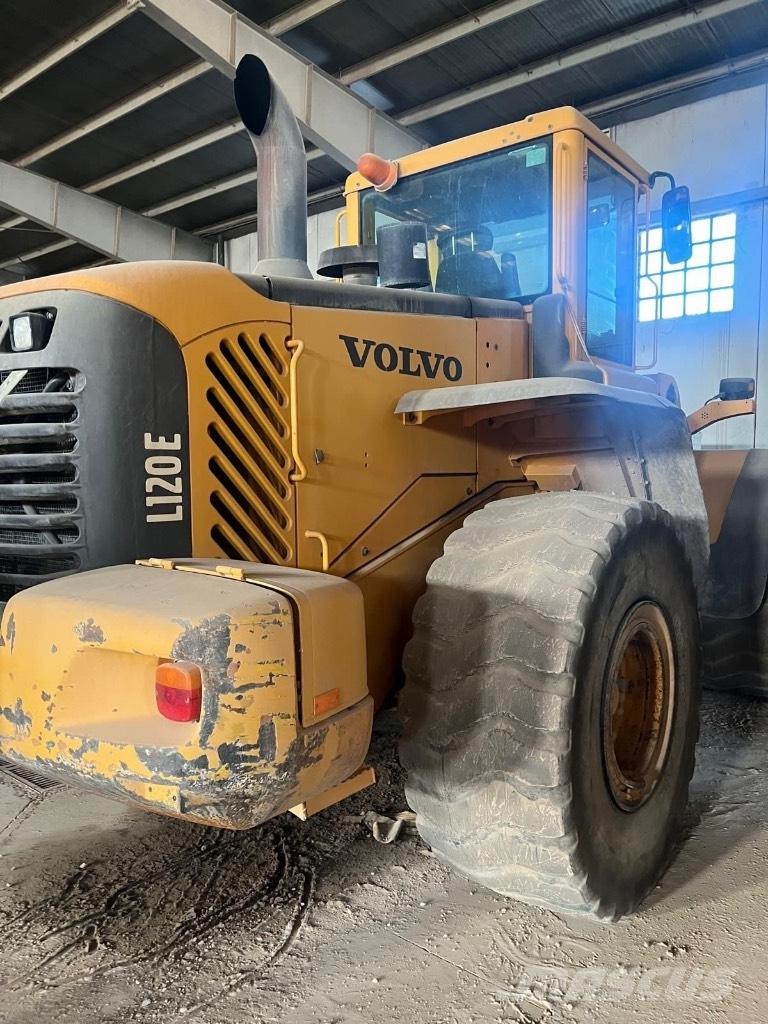 Volvo L 120 E Pás carregadoras de rodas