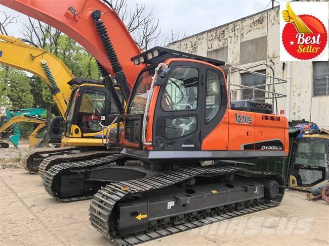 Doosan DX 300 LC Escavadoras de rastos