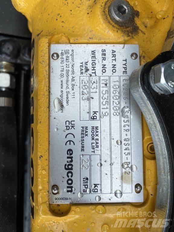 Yanmar B75W Escavadoras de rodas