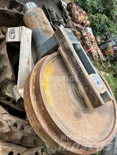 Liebherr R954CHD Pneus, Rodas e Jantes