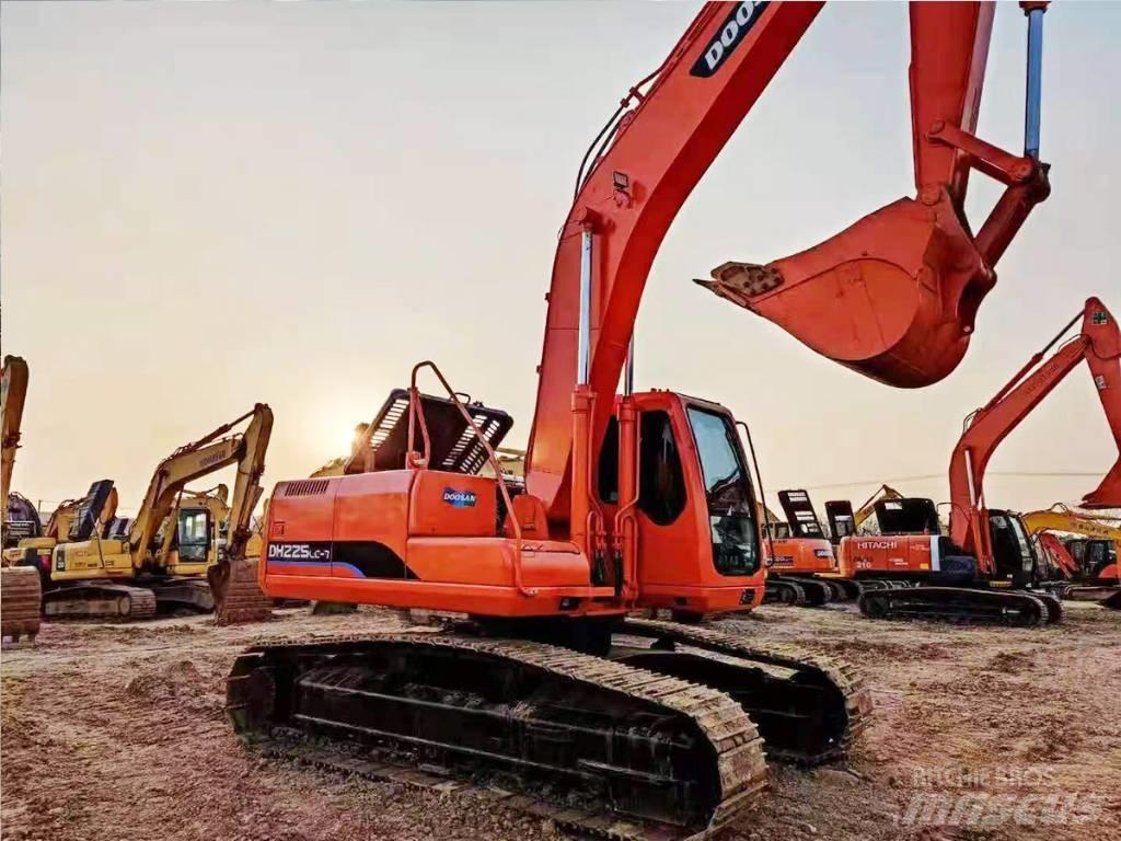 Doosan DH 225 LC-7 Escavadoras de rastos