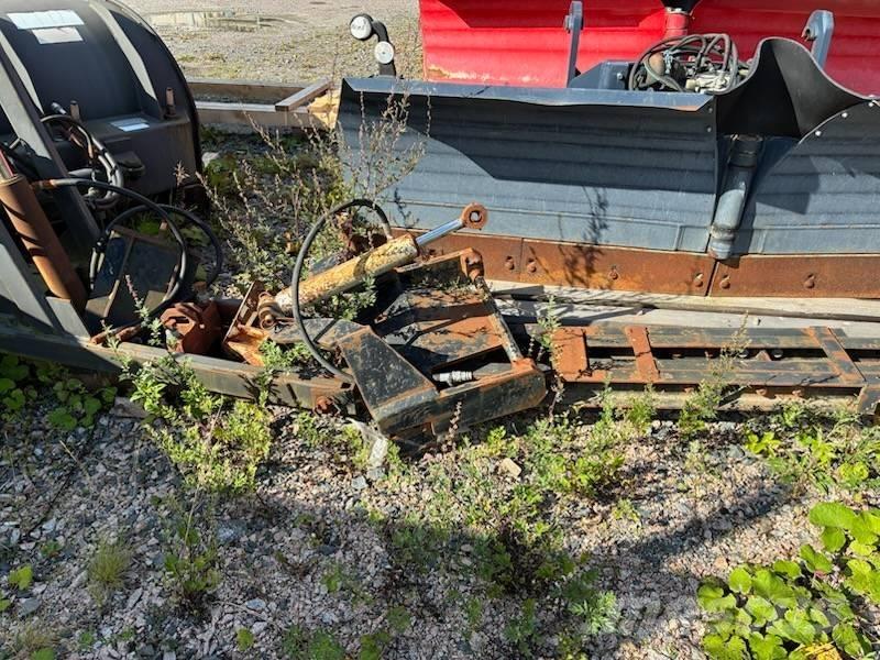 Uni-väg Vikplog 3.20 Alisador de neve